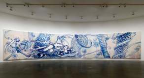 村上隆，《雲中之龍——靛藍》，2010，壓克力 畫布 木板，363 x 1800 cm；圖片由藝術家及高古軒提供 Takashi Murakami, Dragon in Clouds - Indigo Blue, 2010, Acrylic on canvas mounted on board, 363 x 1800 cm; Courtesy to the artist and Gagosian